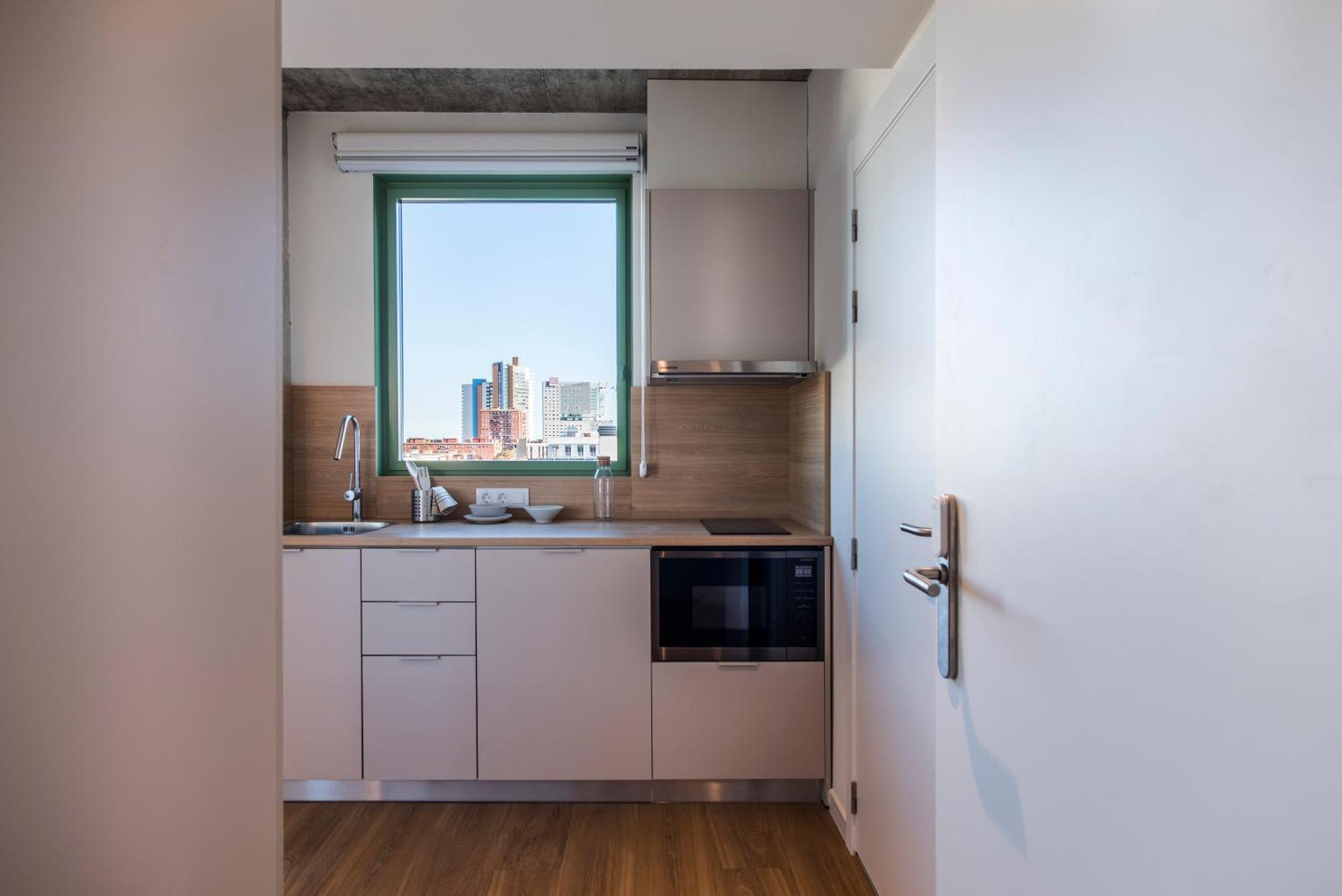 Exclusivamente Para Estudiantes Lujosas Y Estudios Elegantes En Cristobal De Moura Appartement Barcelone