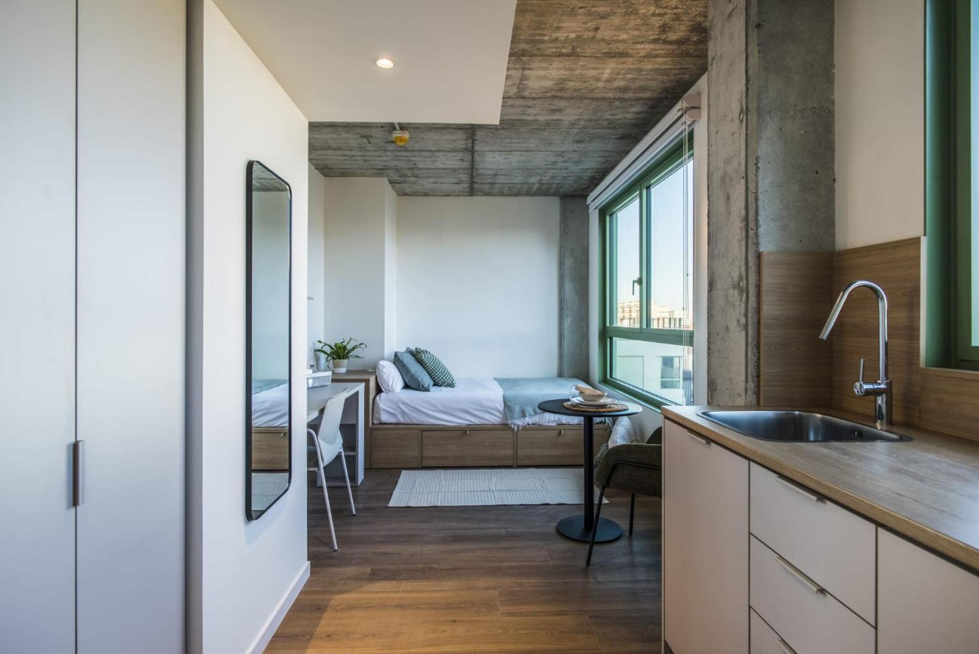 Exclusivamente Para Estudiantes Lujosas Y Estudios Elegantes En Cristobal De Moura Appartement